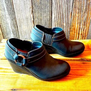 Dr Scholls Suede Wedge Ankle Boot with faux buckle